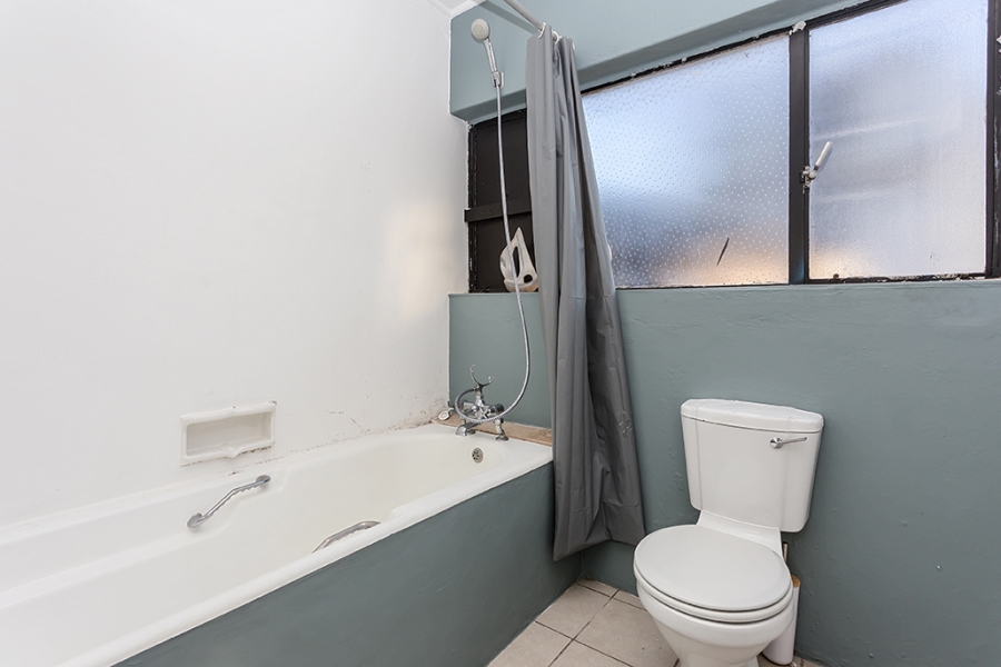 4 Bedroom Property for Sale in Beachfront Western Cape